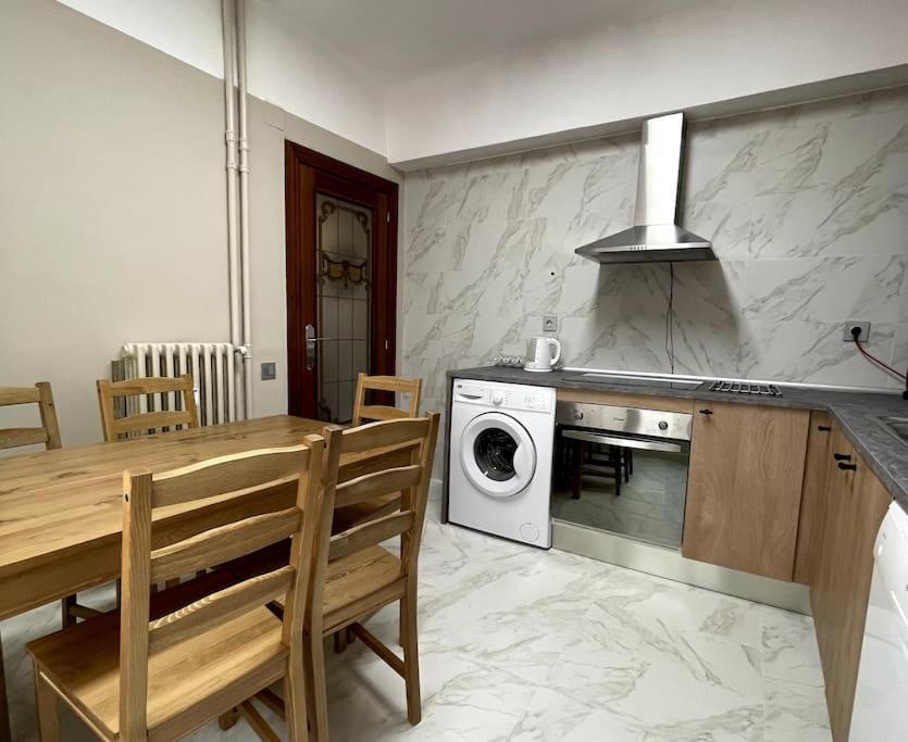 Piso Reformado En El Centro De Logrono Διαμέρισμα Εξωτερικό φωτογραφία